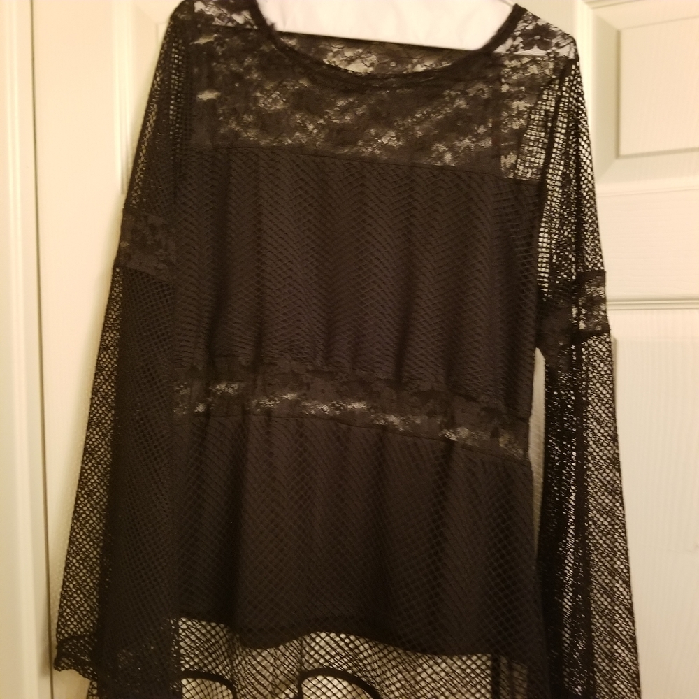 Black mesh top